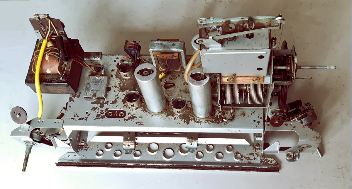 SABA_Baden-Baden_W Chassis im Fundzustand